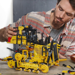 LEGO Technic: Бульдозер Cat D11T 42131 — Cat D11 Bulldozer — Лего Техник