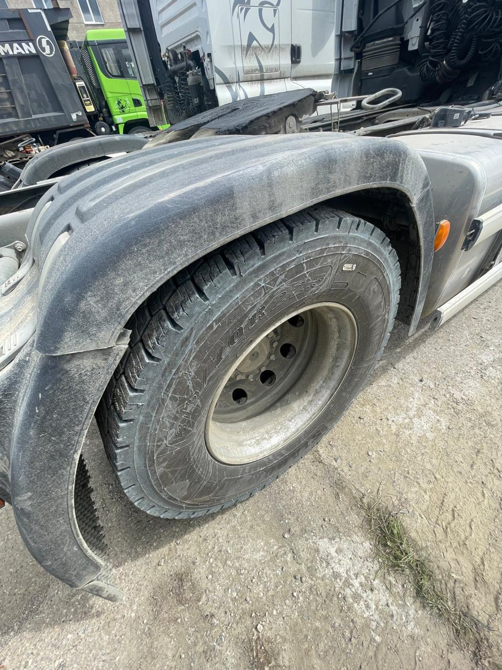 SITRAK C7H 4x2 Седельный тягач ZZ4186V391HE (Дизельный, 12,4 л, 480 л.с., AT)