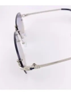 Очки солнцезащитные