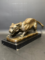 Бронзовая скульптура «Притаившийся тигр»