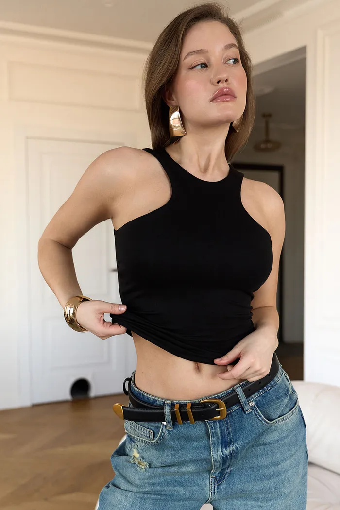 Майка из модала черного цвета