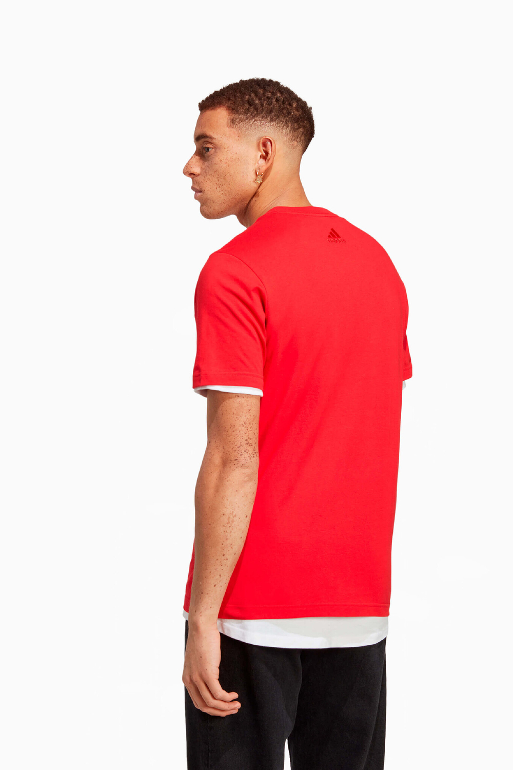 Футболка adidas Essentials Linear Logo Tee