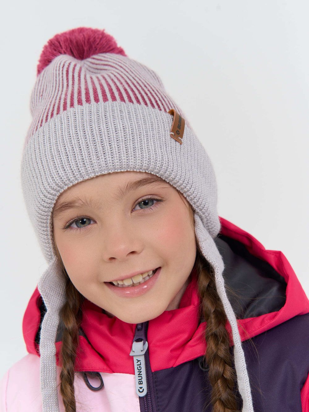 Шапка из смесовой шерсти "Брусника" на завязках