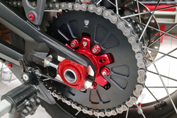 CN343B-FC251 CNC RACING RR SPROCKET AND FLANGE KIT W/ NUTS (DSRT X, MTS V2)