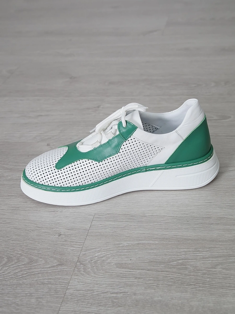 Кроссовки женские летние натуральная кожа