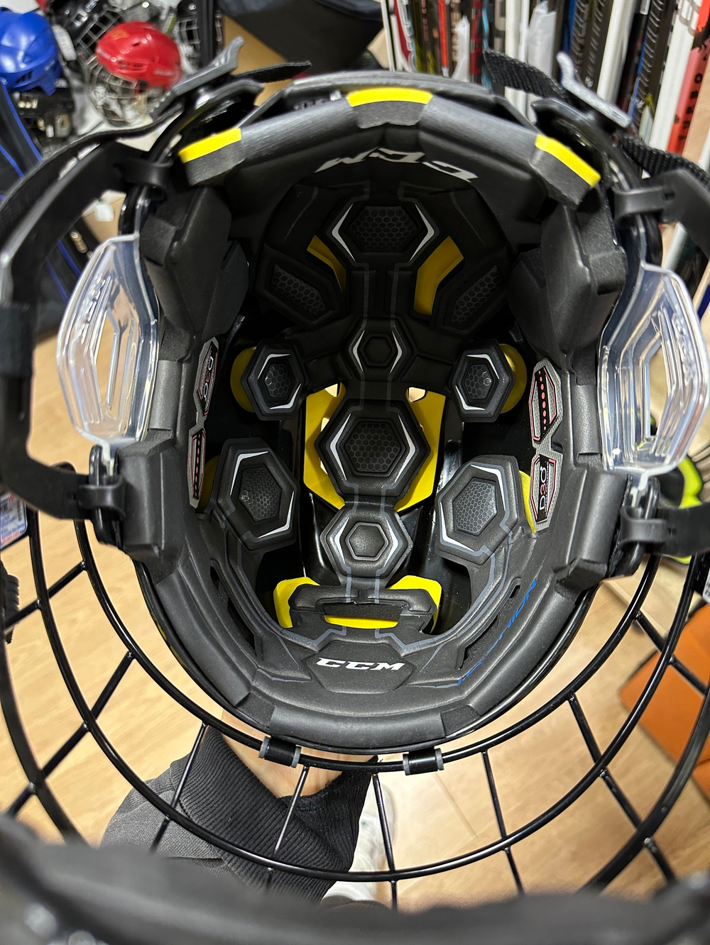CCM tacks 310 M
