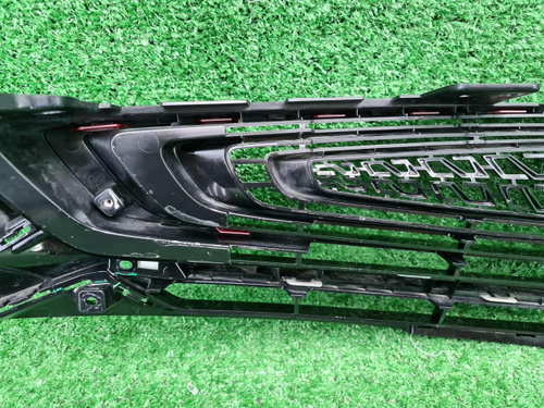 Решетка радиатора Geely Coolray (2019-2024)