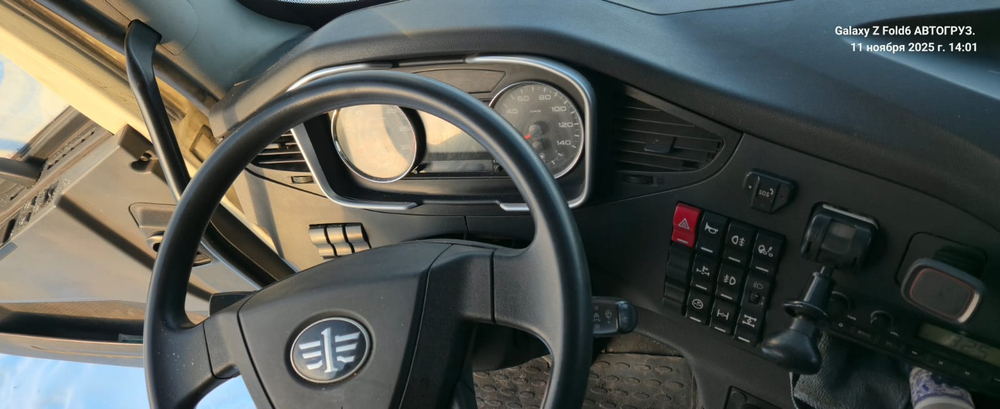 FAW J6 8x4 Самосвал СА3310Р66K24T4E5