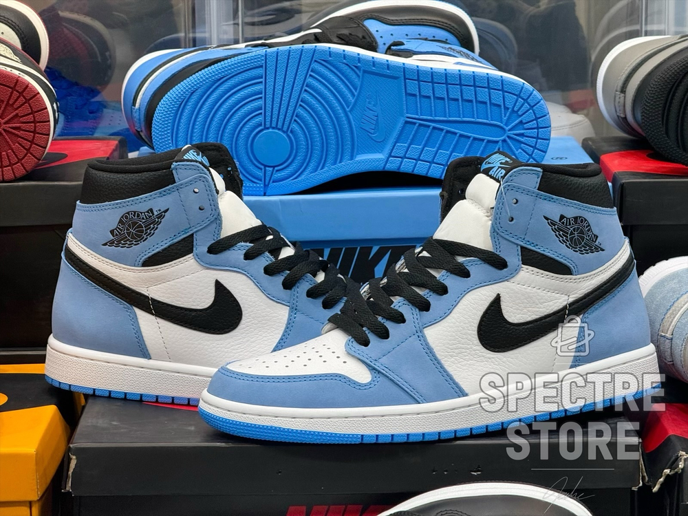 Air Jordan 1 Retro High OG University Blue