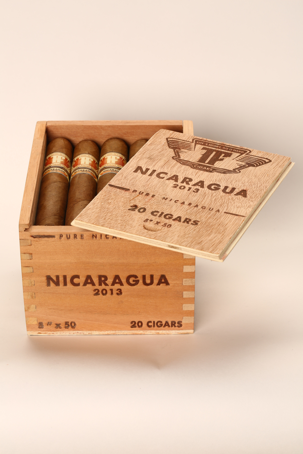 Total Flame Nicaragua Robusto