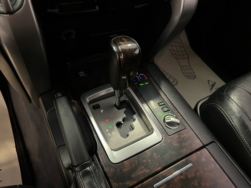 Toyota Land Cruiser, 2012 год