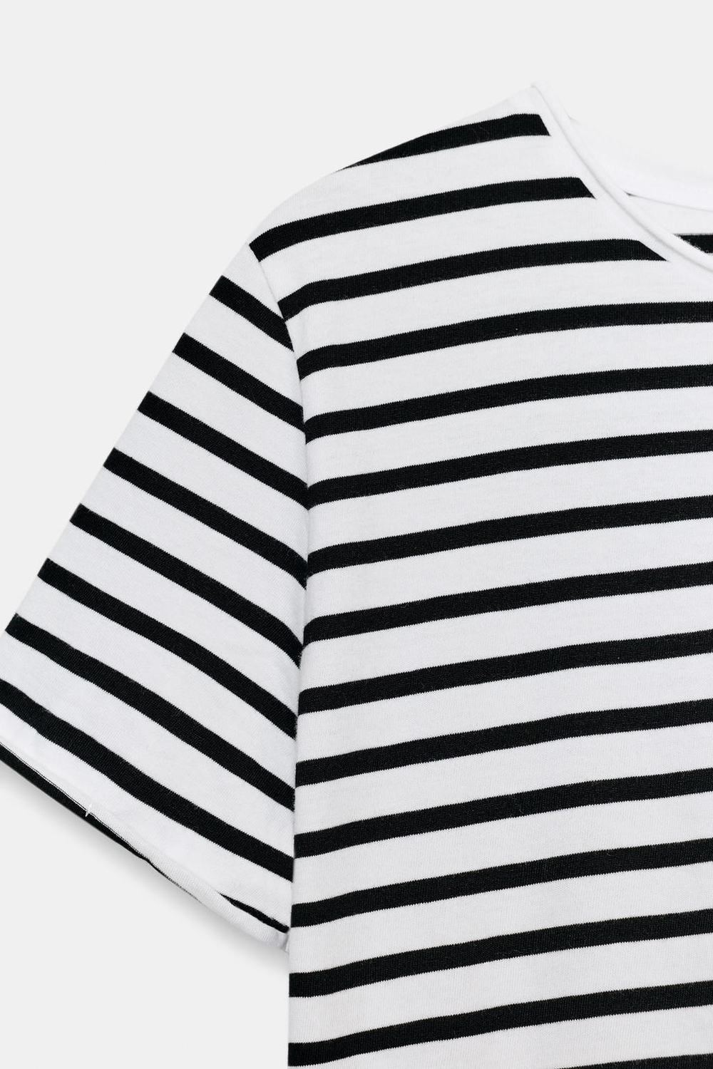 ZARA ФУТБОЛКА С КОРОТКИМИ РУКАВАМИ И ЭФФЕКТОМ ПОТЕРТОСТИ, ПОЛОСКИ