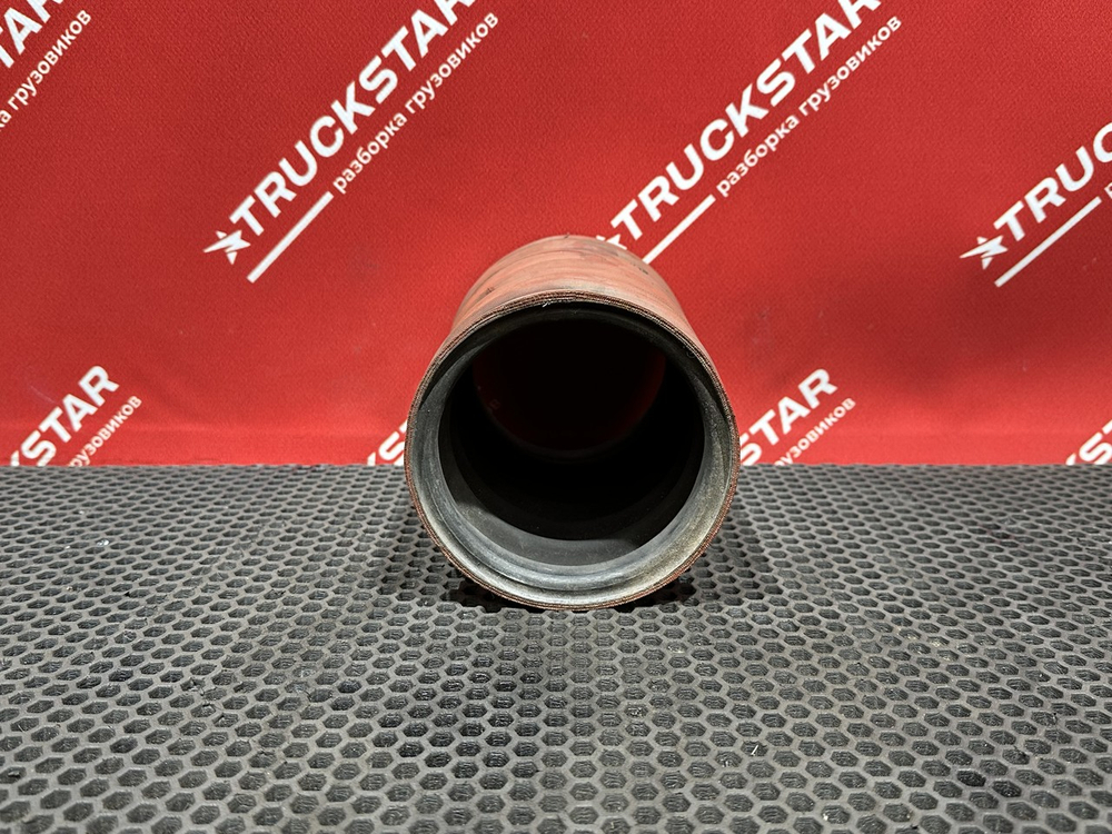 Патрубок интеркулера