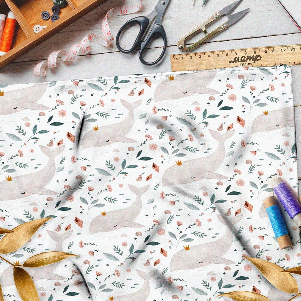 Ткань дюспо пыльные киты и листва на белом фоне