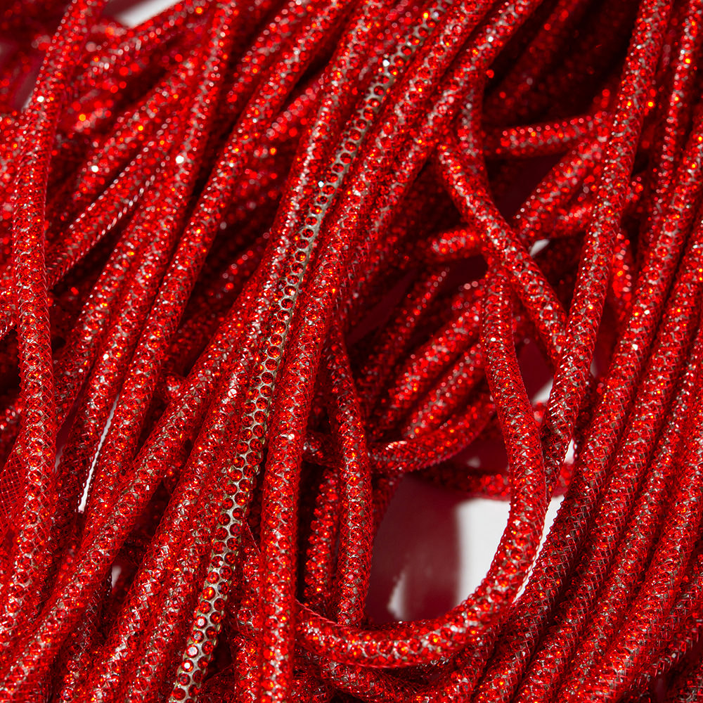Стразовый шнур, красные кристаллы, 4мм