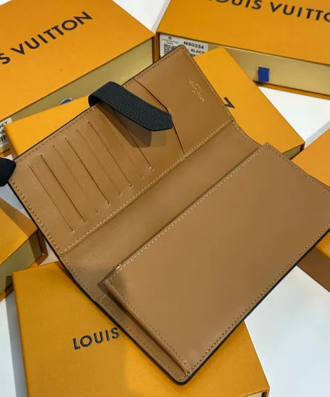 Кошелек Louis Vuitton Lv Vertical
