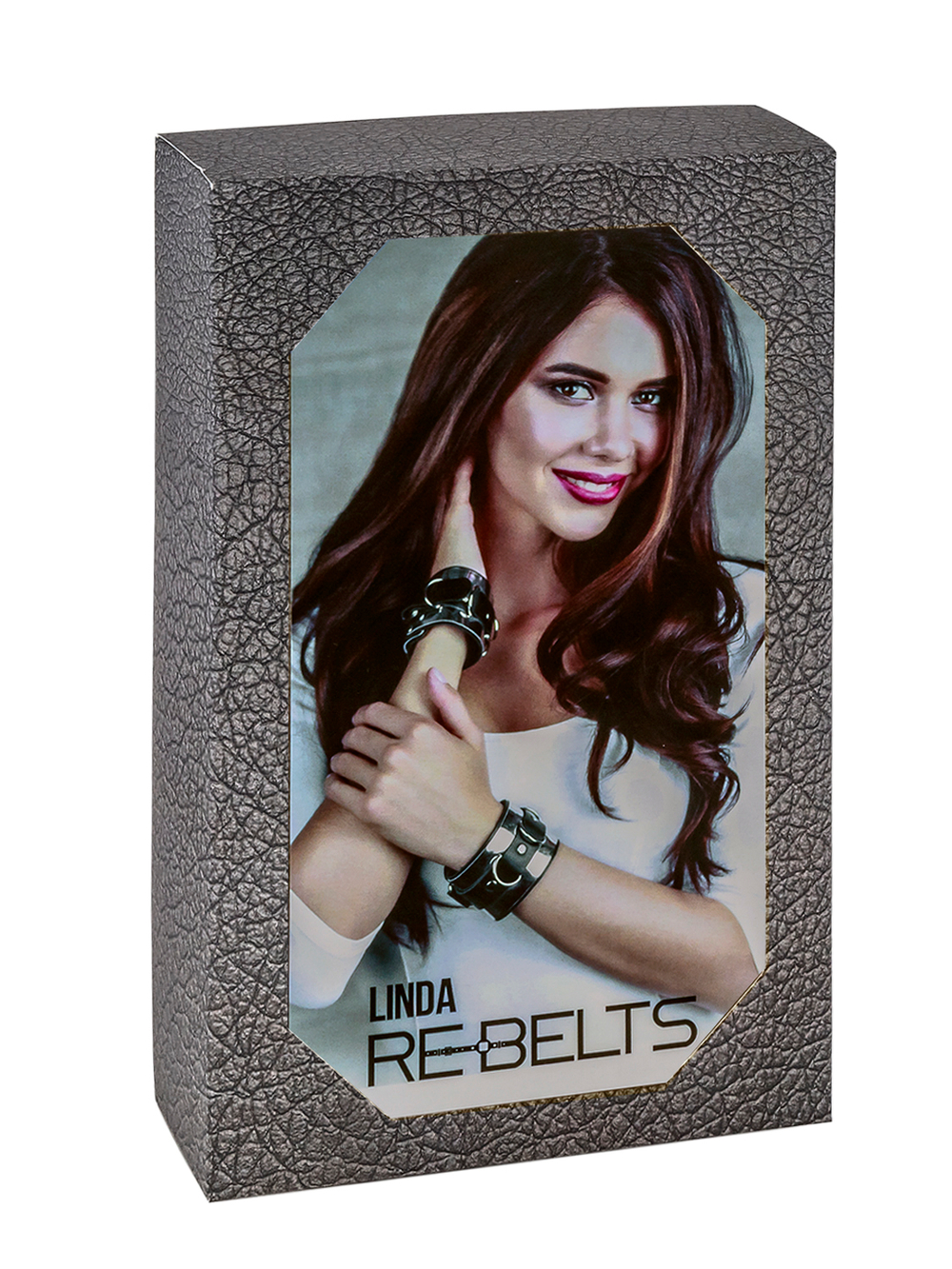 Наручники черные с зеркальным элементом и ремнями Linda Black 7732rebelts