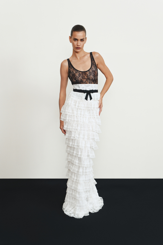 Юбка макси из кружева