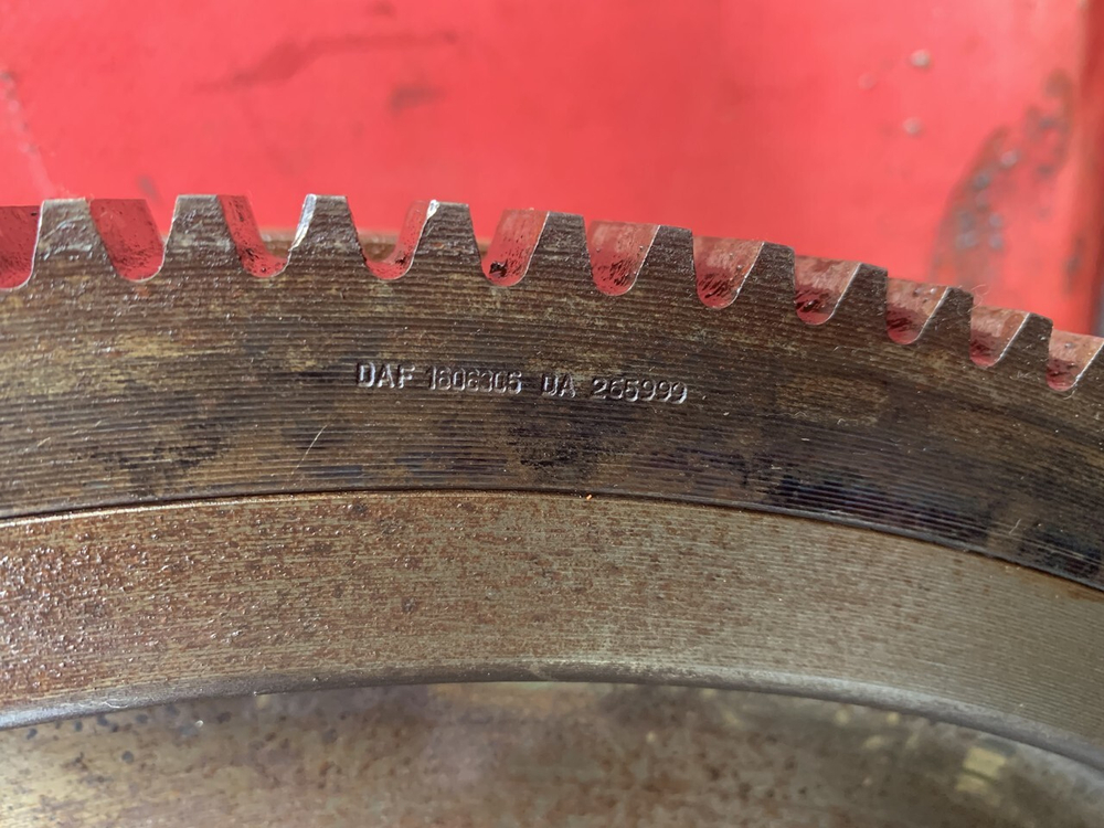 Маховик двигателя