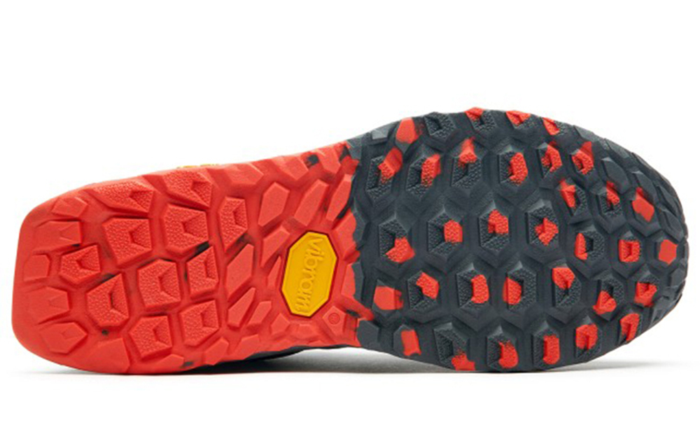 Кроссовки New Balance Hierro
