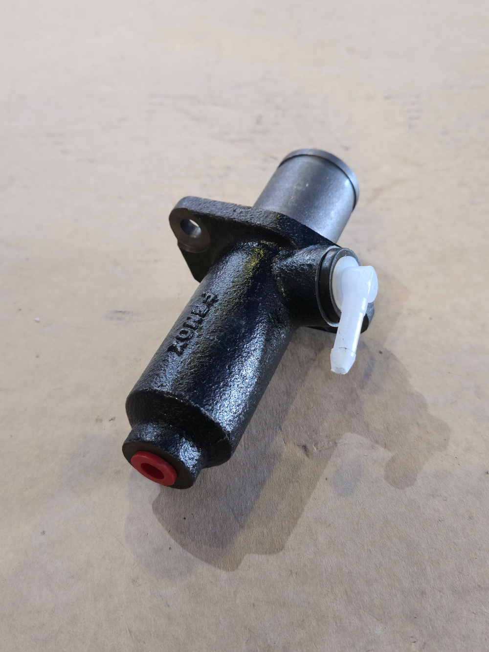 Цилиндр сцепления главный МАЗ подпедальный FENOX