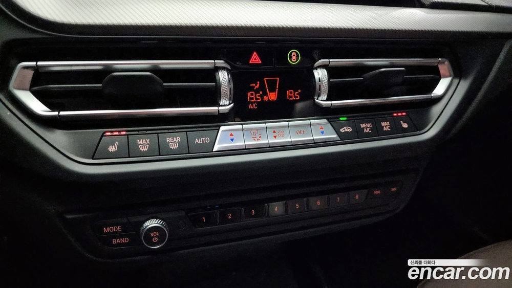 BMW 1 Series (F40) 120i M Sports (02.2023)