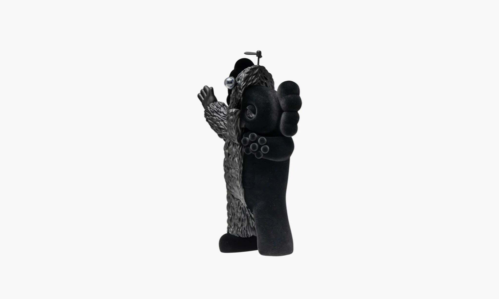 KAWS KACHAMUKKU Vinyl Figure "Black"