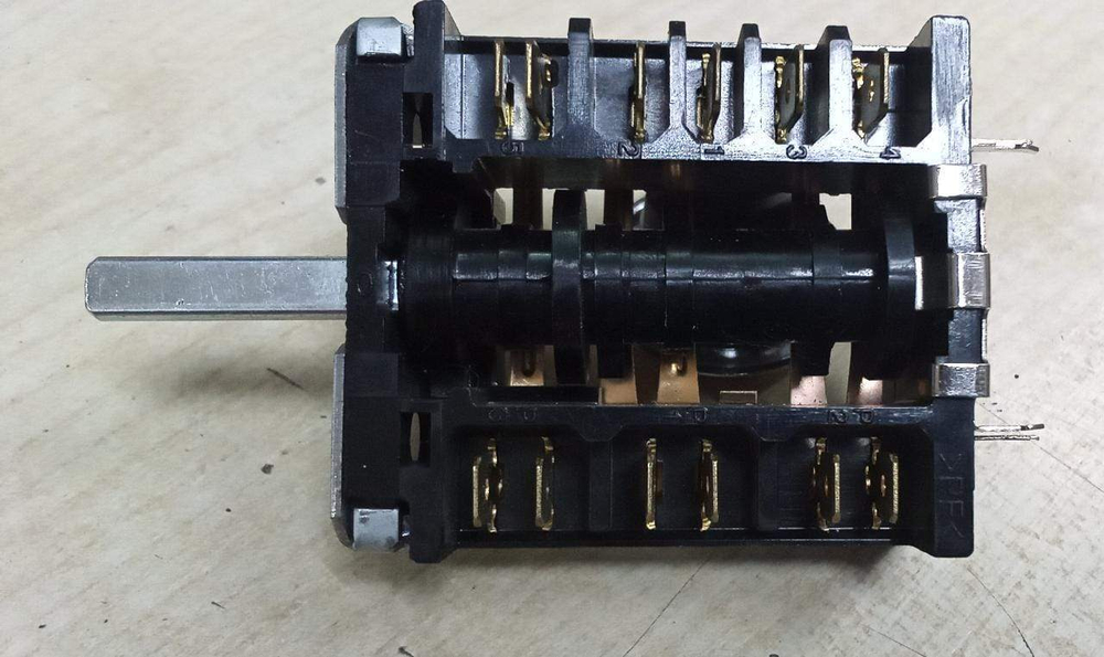 Переключатель "Gottak" - 5 ти поз.) (16(5)A / 250VAC. T150 под термостат