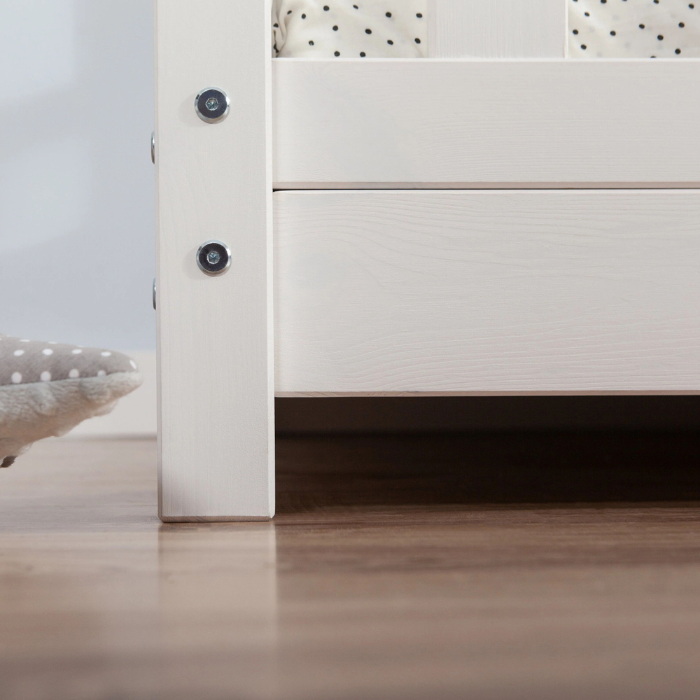 Кровать-домик 90х200 Чайн из сосны с регулируемой высотой, основанием и бортиками, белая