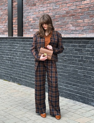 брюки с двумя складками клетка