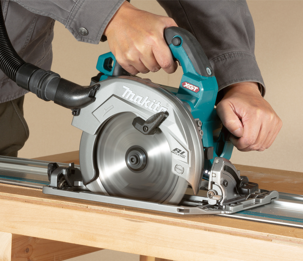 Аккумуляторная пила по дереву Makita HS004GZ01