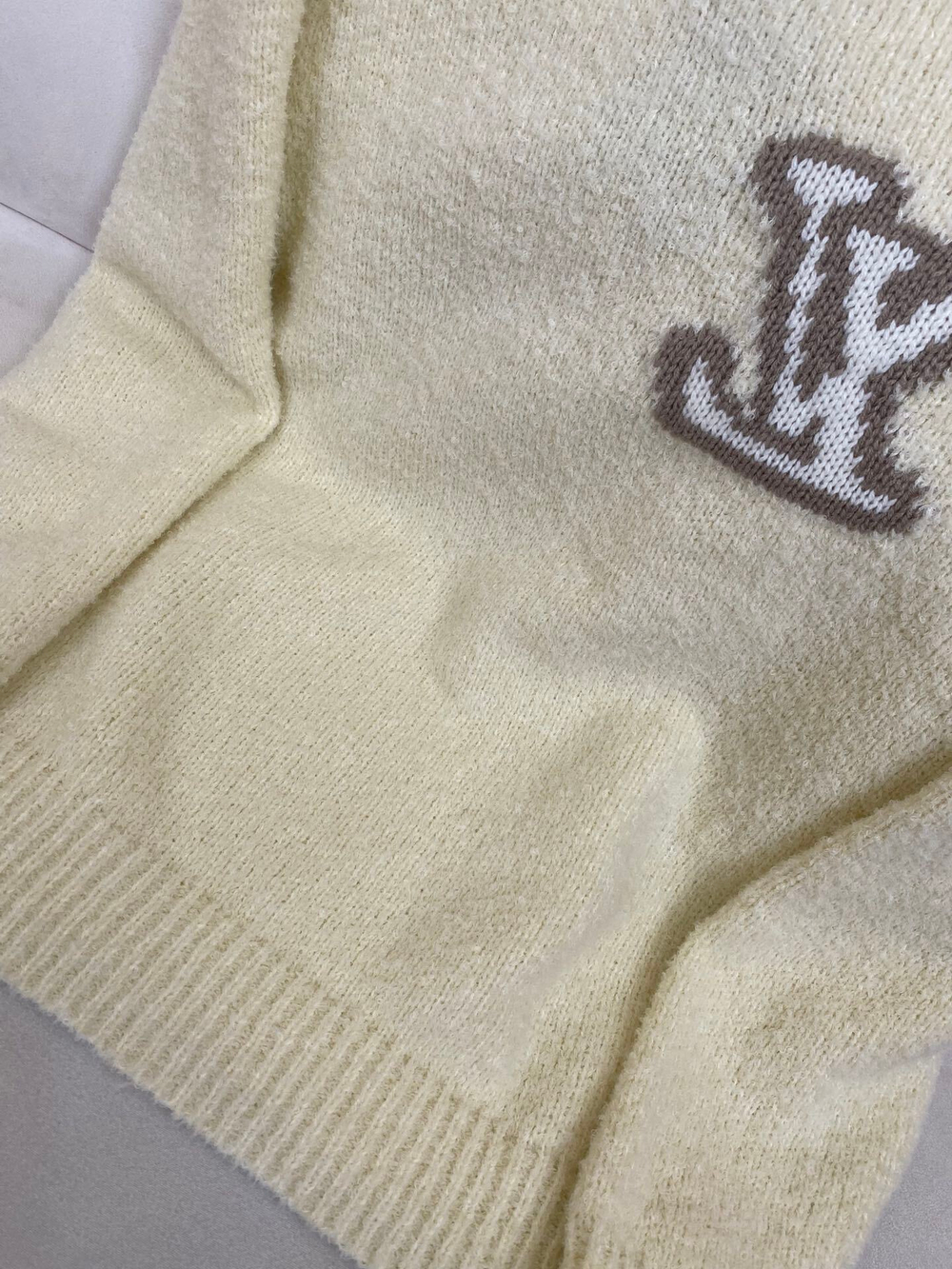 Louis Vuitton Sweatshirt