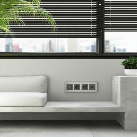 Рамка на 4 поста AluMax (алюминий)