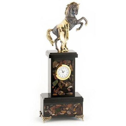 Часы "Конь с попоной" камень яшма 130х80х360 мм 3000 гр. R113079?