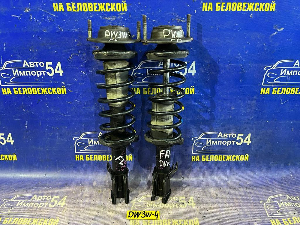 Стойка передняя правая MAZDA DEMIO 2001