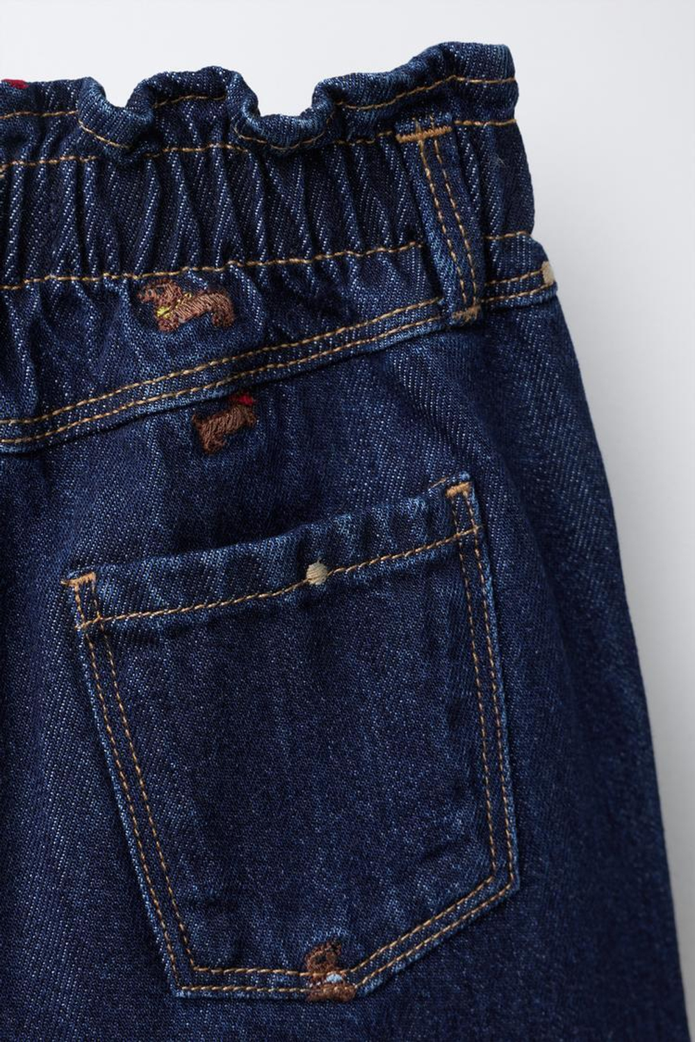 ZARA ДЖИНСЫ-КЮЛОТЫ С ВЫШИВКОЙ В ВИДЕ СОБАКИ, СИНИЙ