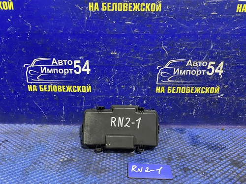 Блок предохранителей подкапотный Honda STREAM 2001