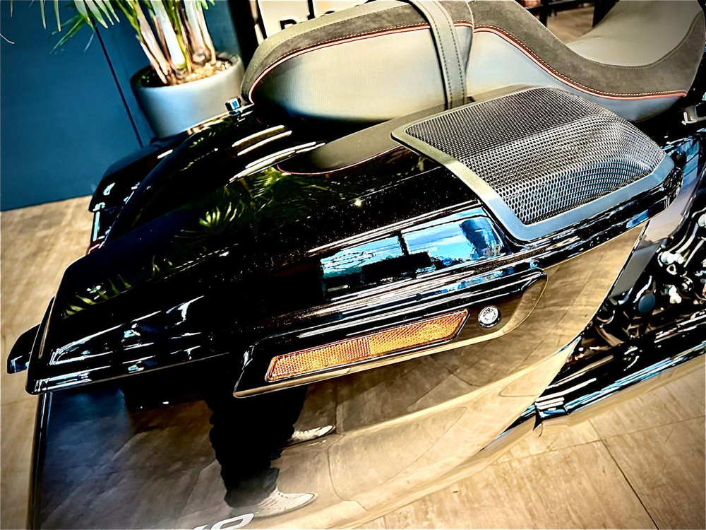 CVO Road Glide 121 Harley-Davidson 2025 Raven Fade с НДС