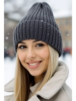 Шапка бини осенняя с отворотом теплая