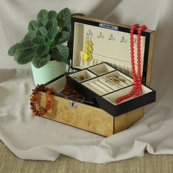 GLOBAL RICH Шкатулка ювелирная