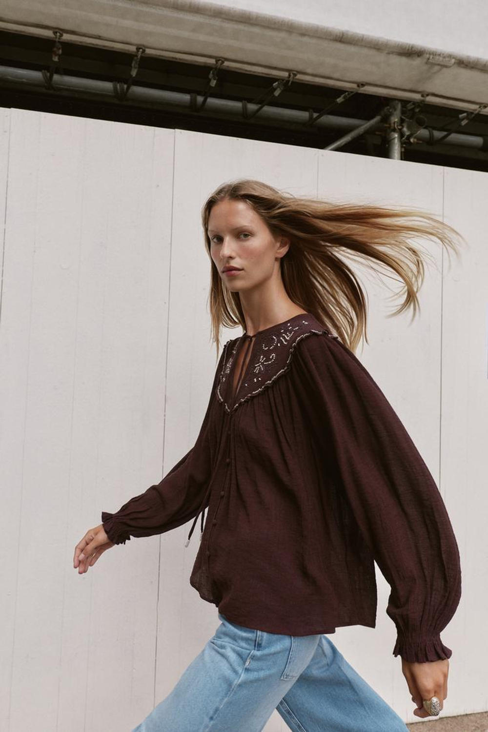 ZARA БЛУЗА С ВЫШИВКОЙ И БИСЕРОМ, БАКЛАЖАННЫЙ