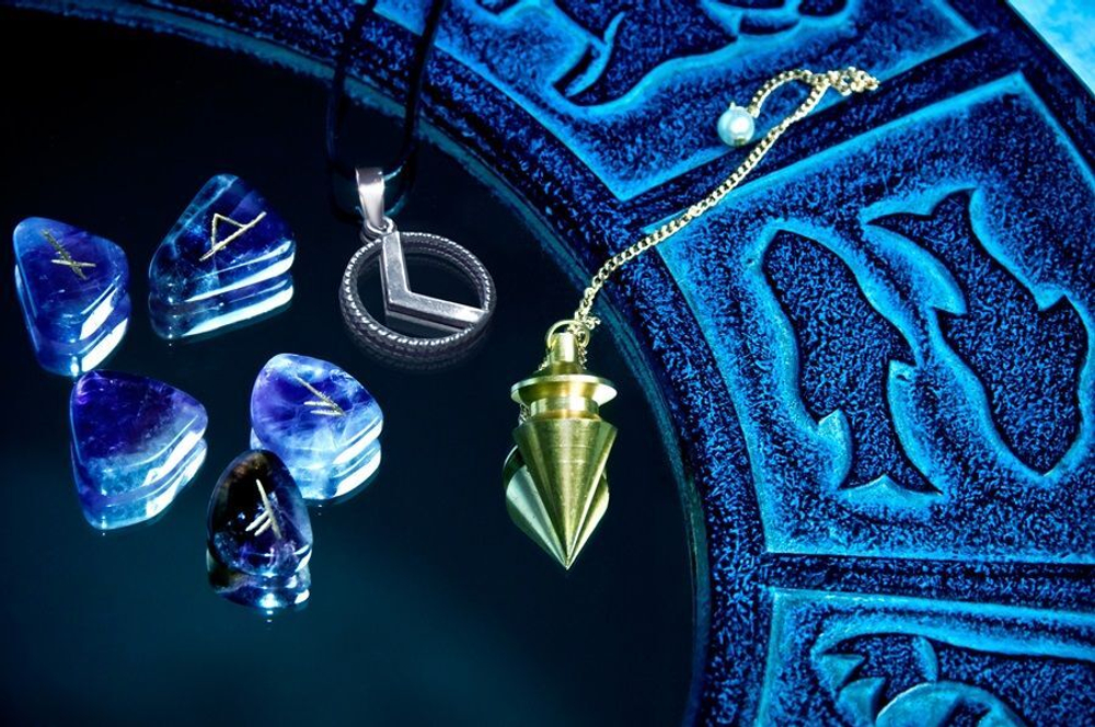 Талисман Руна таинства ЮИБ-04