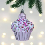 Елочная игрушка «Сладкая пироженка» 7*7*9,5 см, Розовый