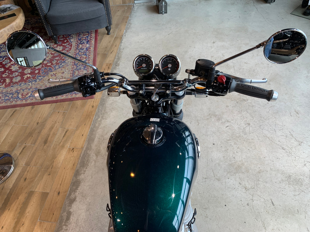 Royal Enfield Interceptor 650 Cali Green (Standard / Single tone)