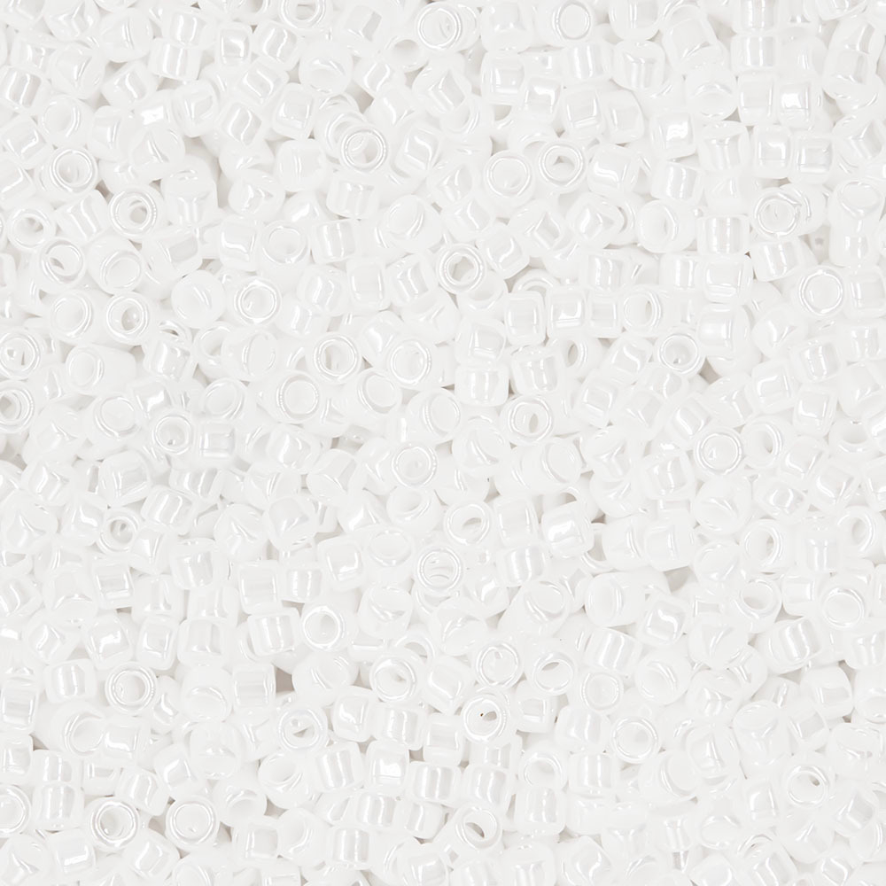 Японский бисер TOHO Treasure (№121), жемчужный глянцевый