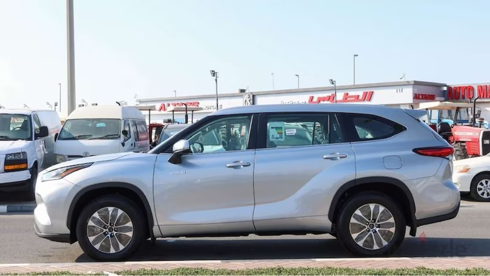 Помощь в покупке под ключ Toyota Highlander Hybird 2.5L GLE