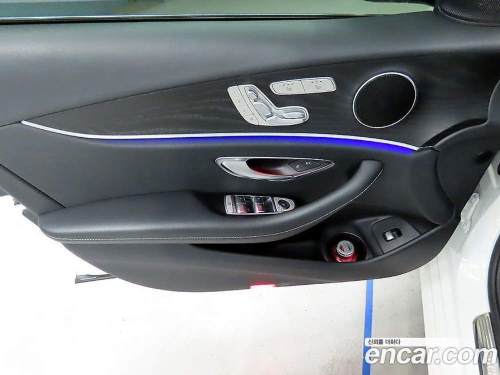 Mercedes-Benz E-Class W213 E250 Avangarde (02.2022)