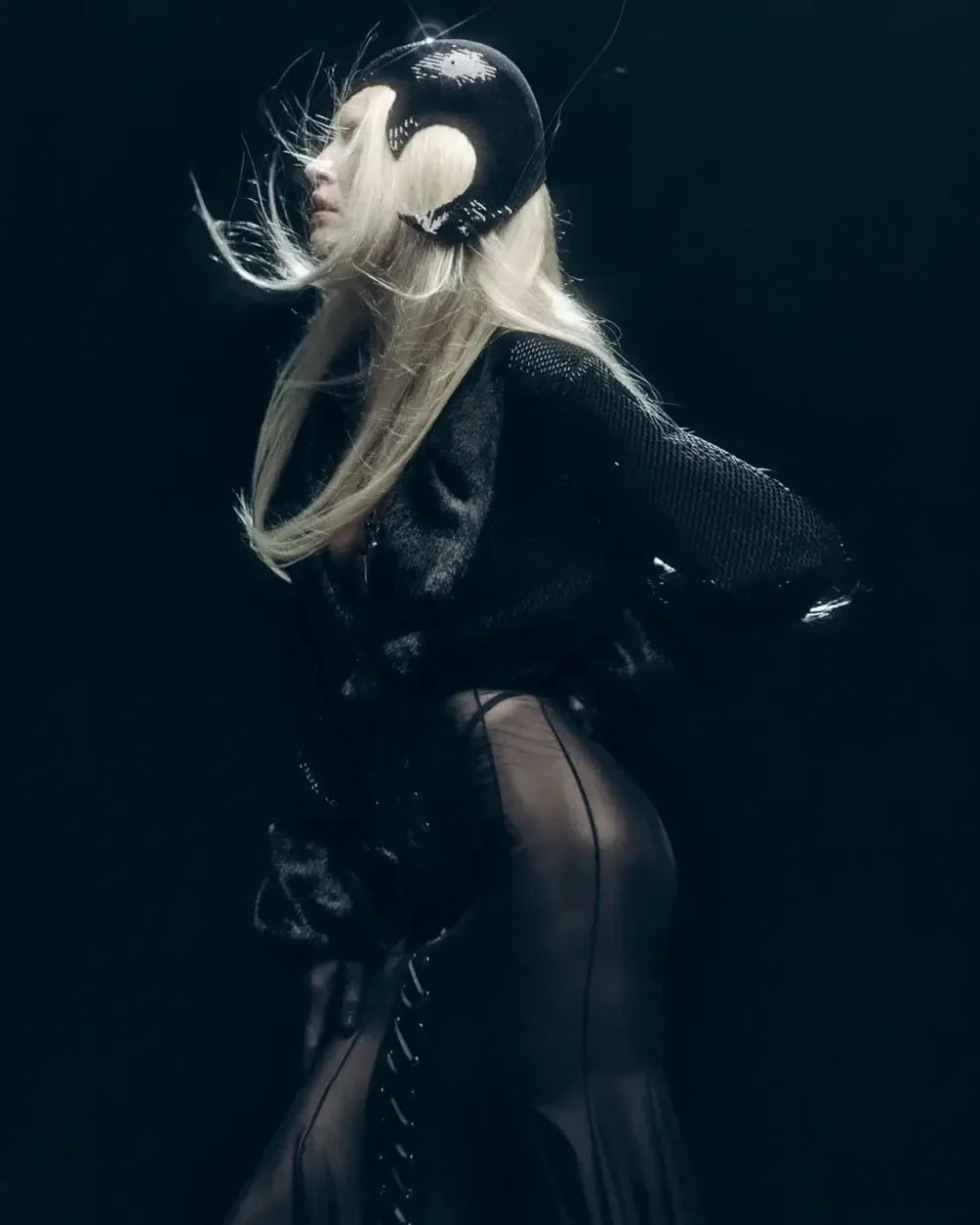 Пиджак с мехом из бисера М, Черный