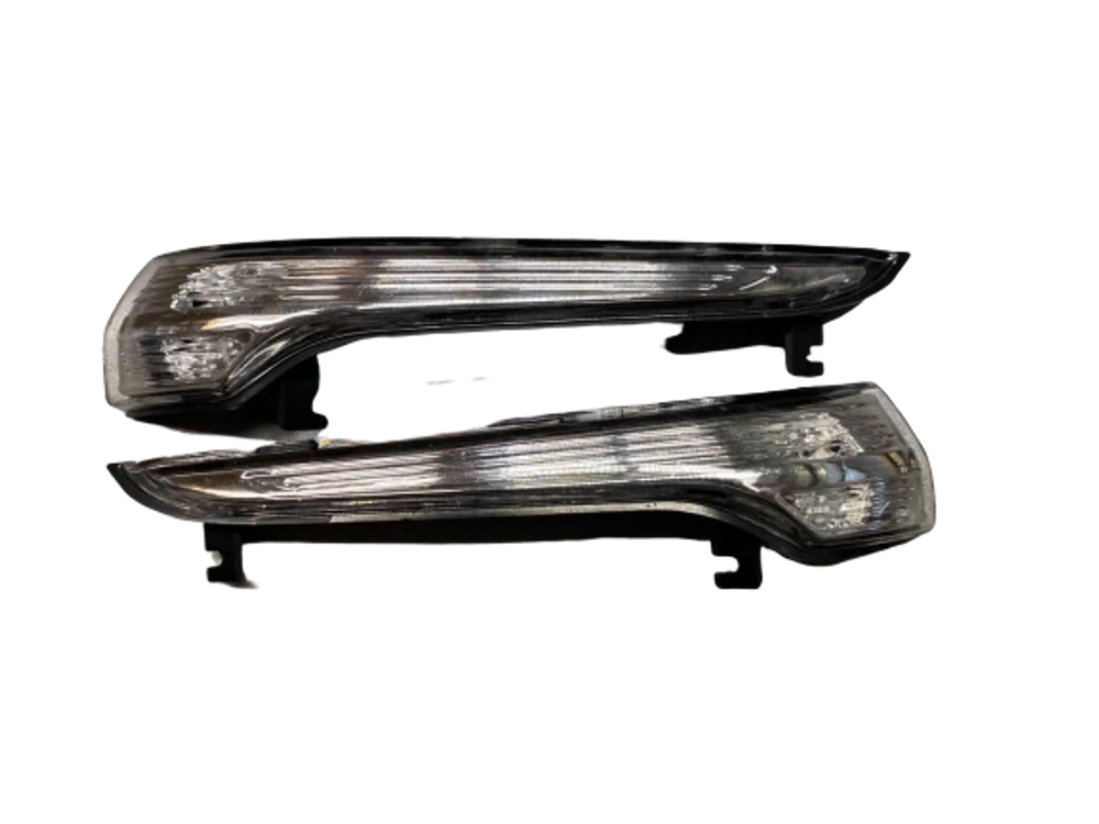 Повторитель указателя поворота на зеркало Lada Granta Стандартный