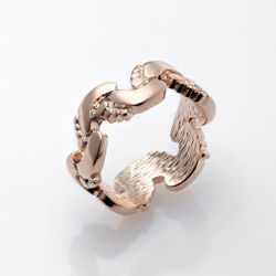"Топотун"  кольцо в золотом покрытии из коллекции "Игрушки" от Jenavi